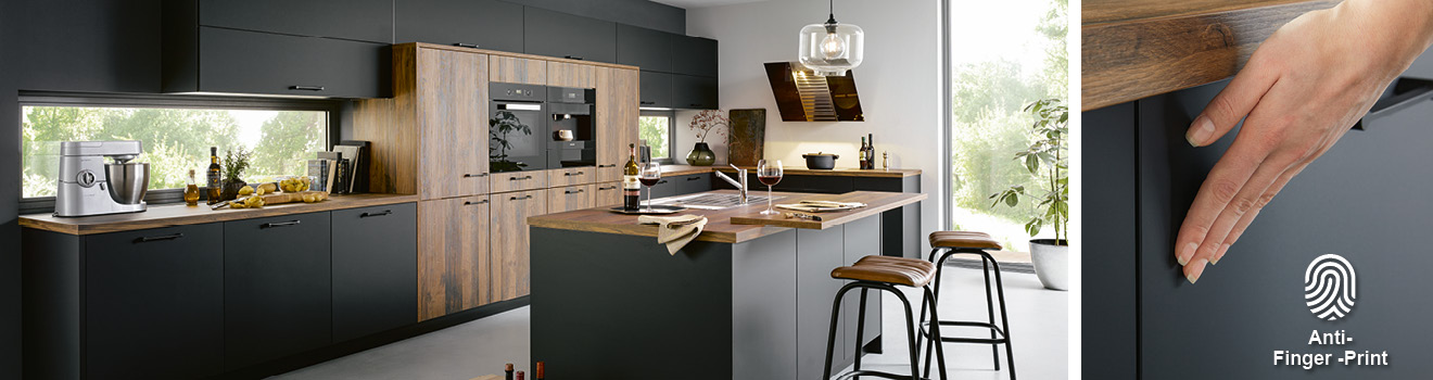 Moderne Küche mit Kücheninsel Schwarz