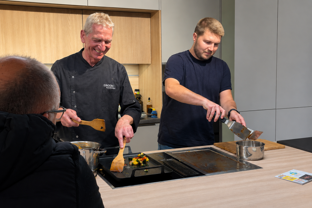 aichach bora live cooking